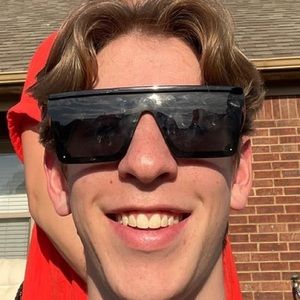 Meet your Posher, Benjamin